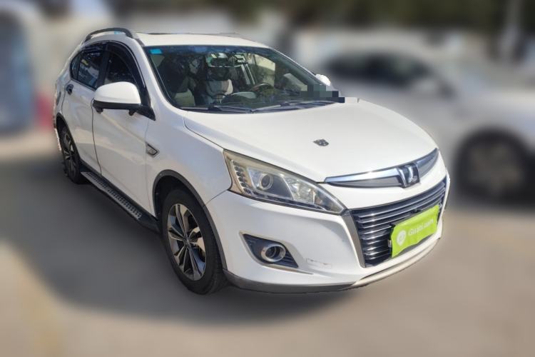 Used Luxgen U6 SUV 2014 2.0T ZhiZun Model Front Right 45 Deg