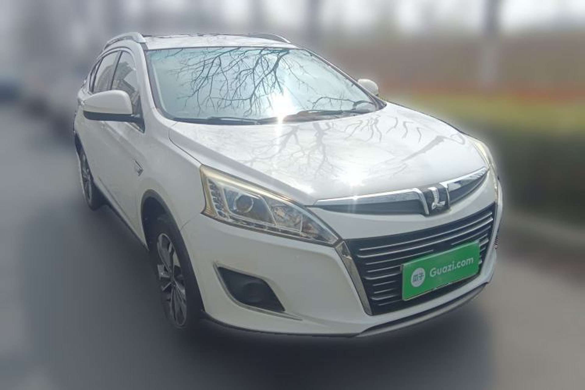 Used Luxgen U6 SUV 2014 1.8T Fashion Edition Front Right 45 Deg