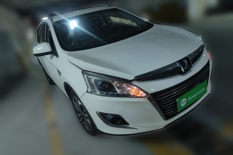 Used Luxgen U6 SUV 2014 1.8T Fashion Edition Front Right 45 Deg