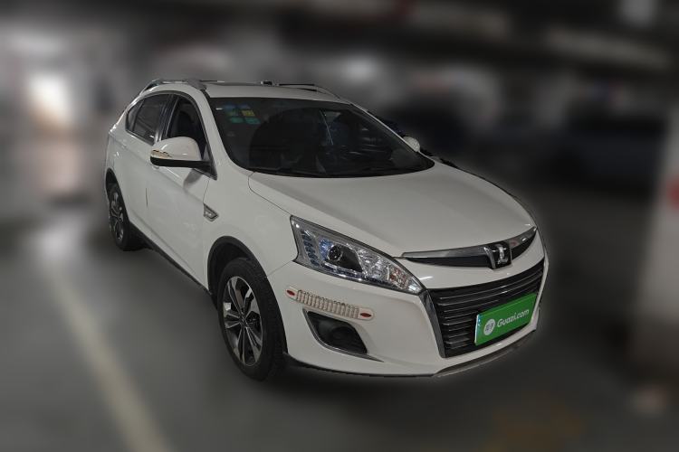 Used Luxgen U6 SUV 2014 1.8T Fashion Edition Front Right 45 Deg