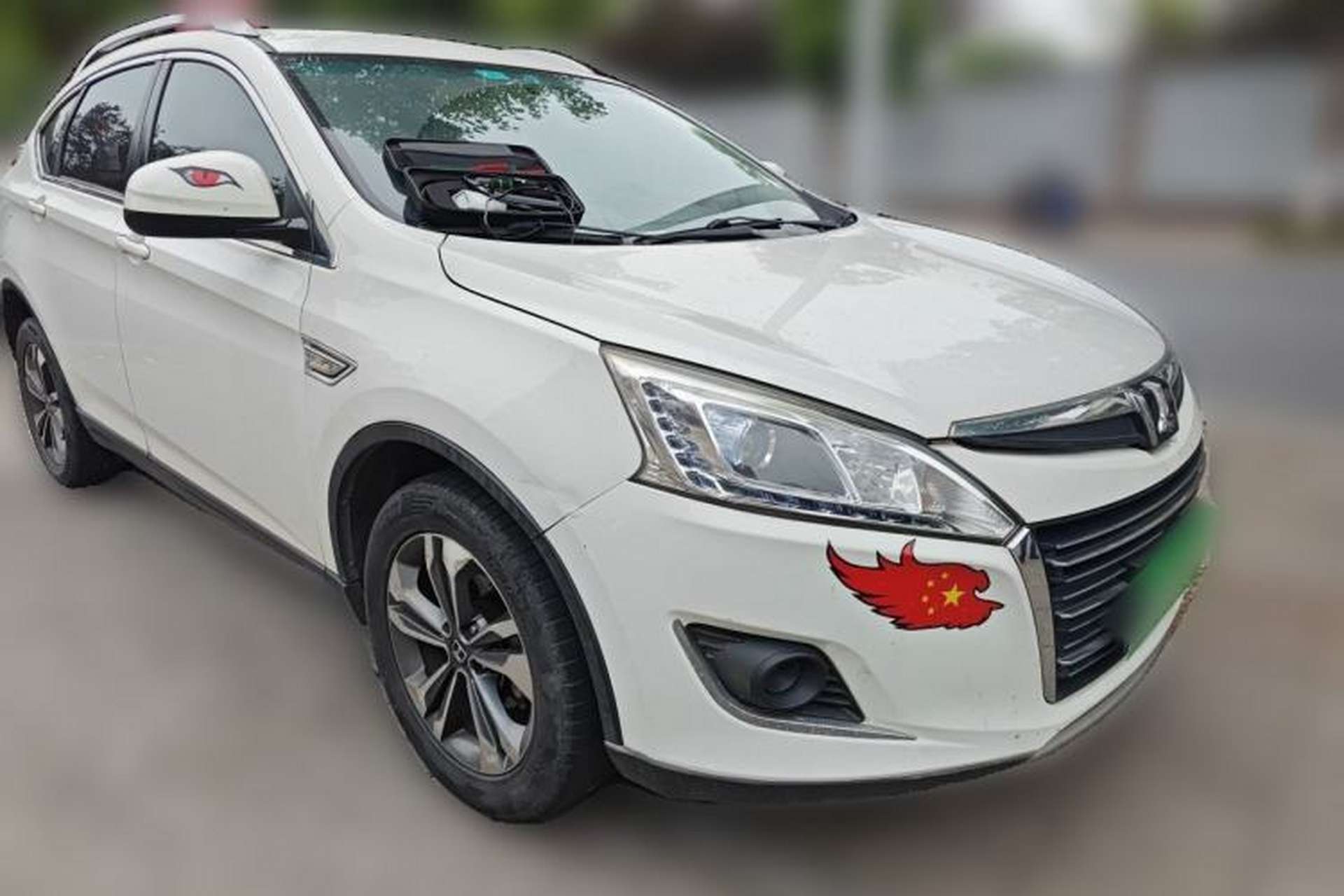 Used Luxgen U6 SUV 2014 1.8T New Innovation Type Front Right 45 Deg
