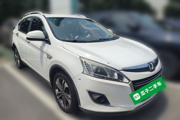 Used Luxgen U6 SUV 2014 1.8T Fashion Edition Front Right 45 Deg