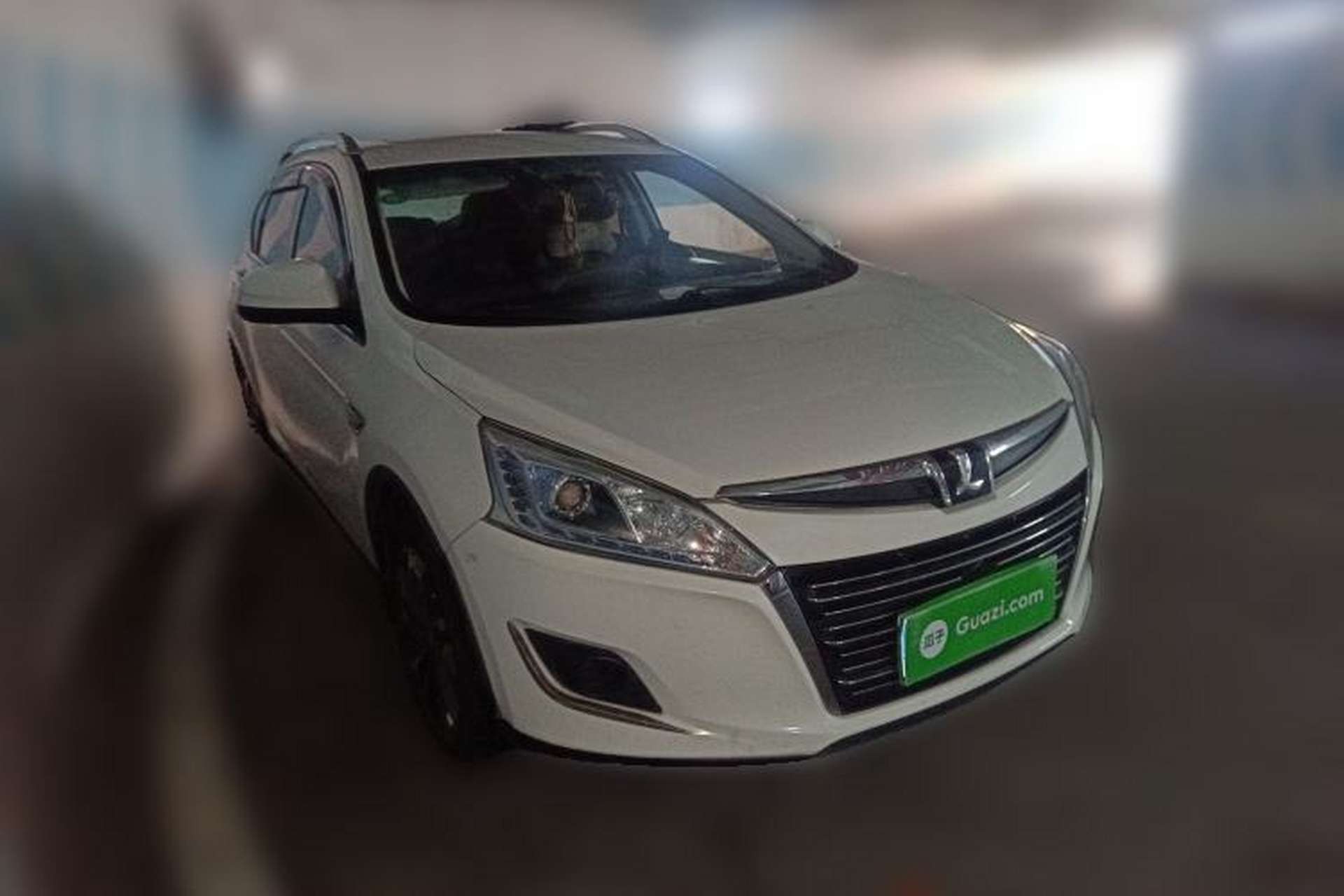 Used Luxgen U6 SUV 2014 1.8T Fashion Edition Front Right 45 Deg
