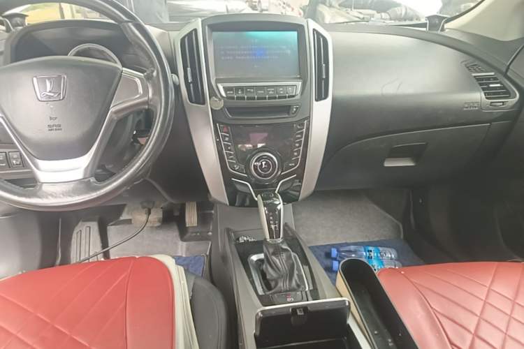 Used Luxgen U6 SUV 2014 1.8T Fashion Edition Gear Lever
