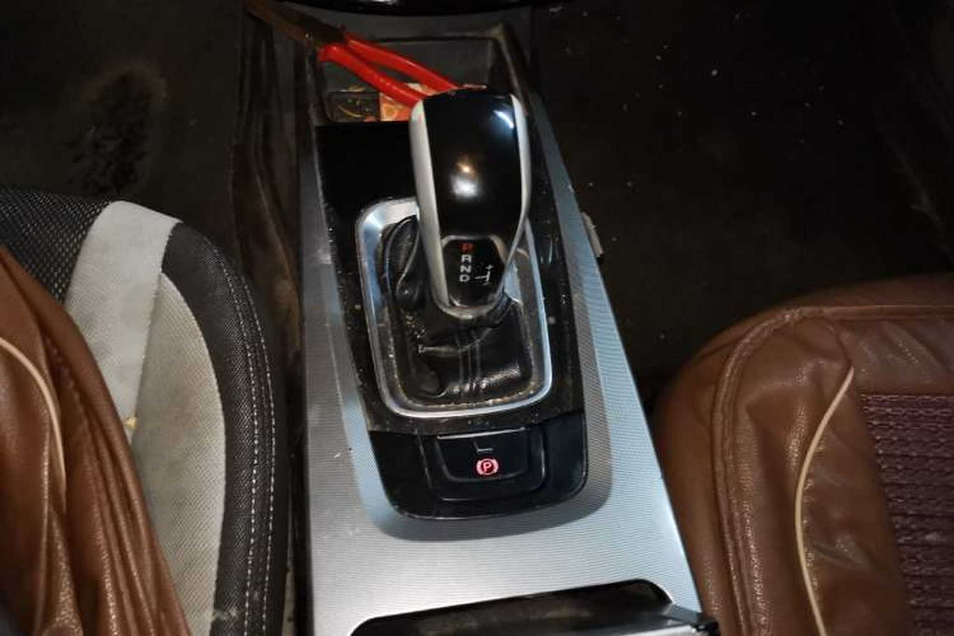 Used Luxgen U6 SUV 2014 1.8T Charm Version Gear Lever