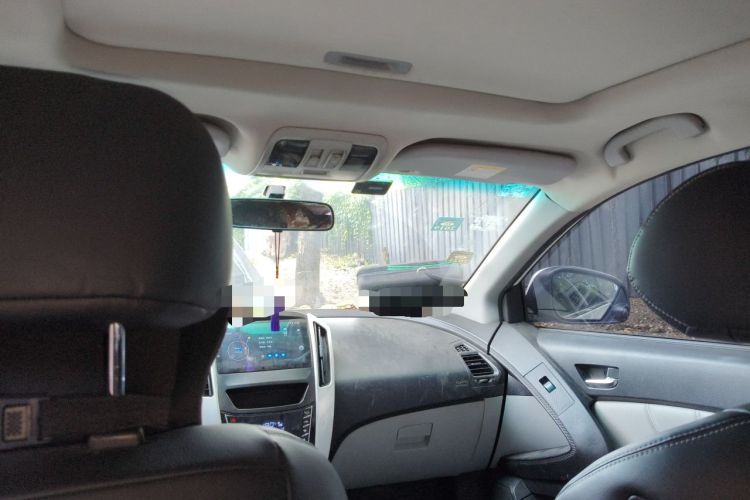 Used Luxgen U6 SUV 2014 1.8T Fashion Edition Headliner