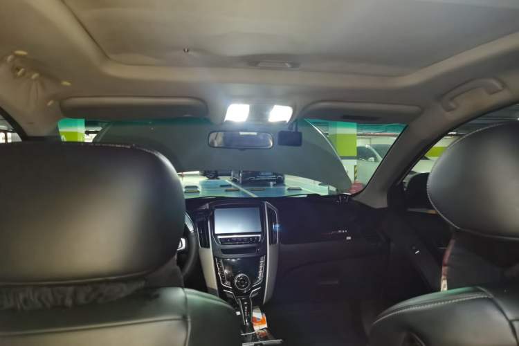 Used Luxgen U6 SUV 2014 1.8T Fashion Edition Headliner