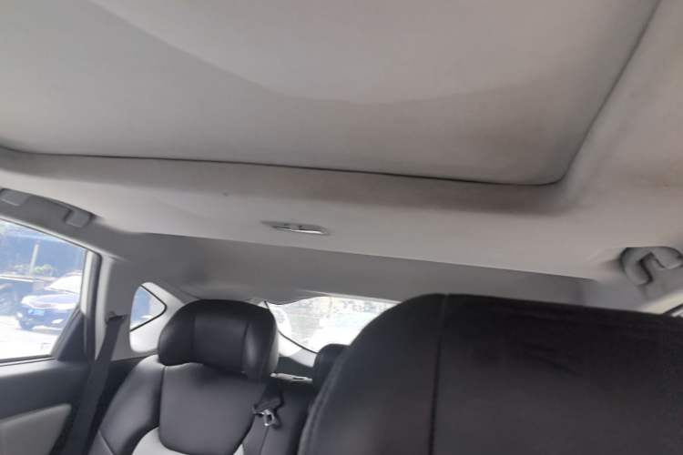 Used Luxgen U6 SUV 2014 1.8T Fashion Edition Headliner