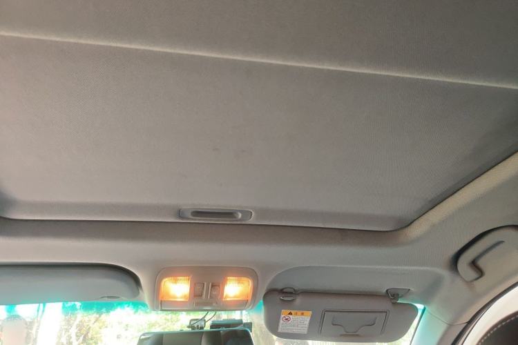 Used Luxgen U6 SUV 2014 1.8T Fashion Edition Headliner