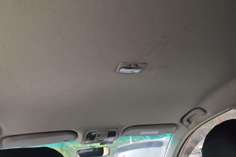 Used Luxgen U6 SUV 2014 1.8T Charm Version Headliner
