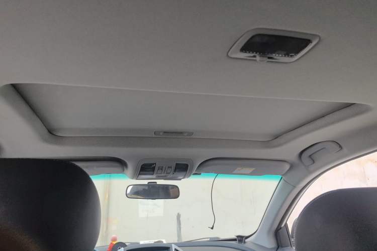 Used Luxgen U6 SUV 2014 1.8T Fashion Edition Headliner