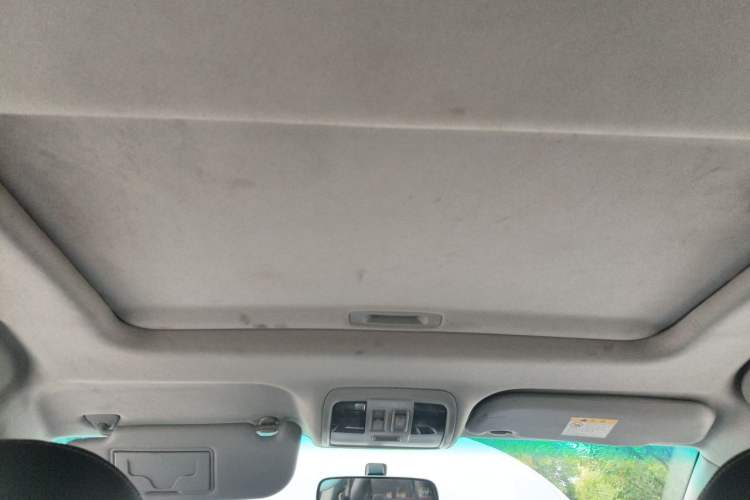 Used Luxgen U6 SUV 2014 1.8T Fashion Edition Headliner