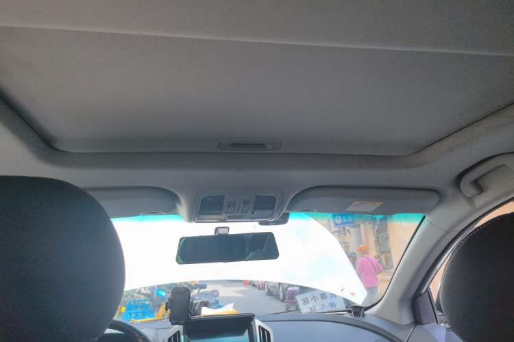 Used Luxgen U6 SUV 2014 1.8T Fashion Edition Headliner