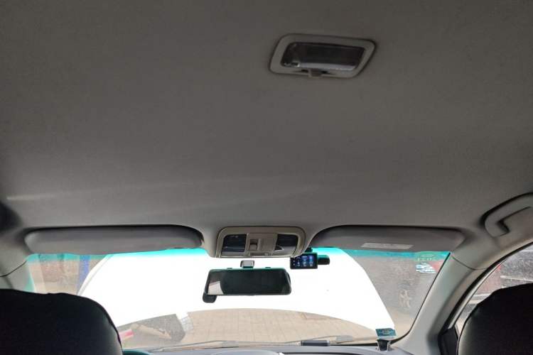 Used Luxgen U6 SUV 2014 1.8T Charm Version Headliner