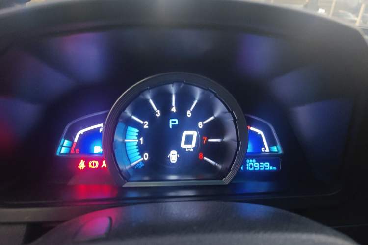 Used Luxgen U6 SUV 2014 1.8T Charm Version Instrument Cluster