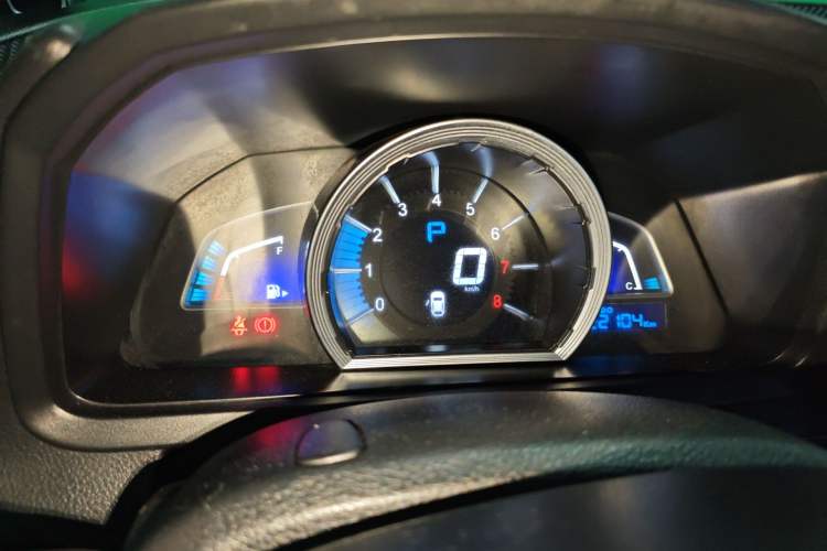 Used Luxgen U6 SUV 2014 1.8T ZhiZun Model Instrument Cluster