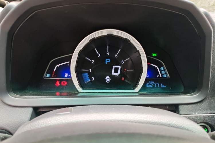Used Luxgen U6 SUV 2014 2.0T ZhiZun Model Instrument Cluster