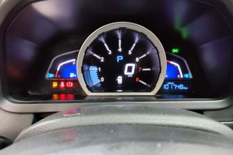 Used Luxgen U6 SUV 2014 2.0T ZhiZun Model Instrument Cluster