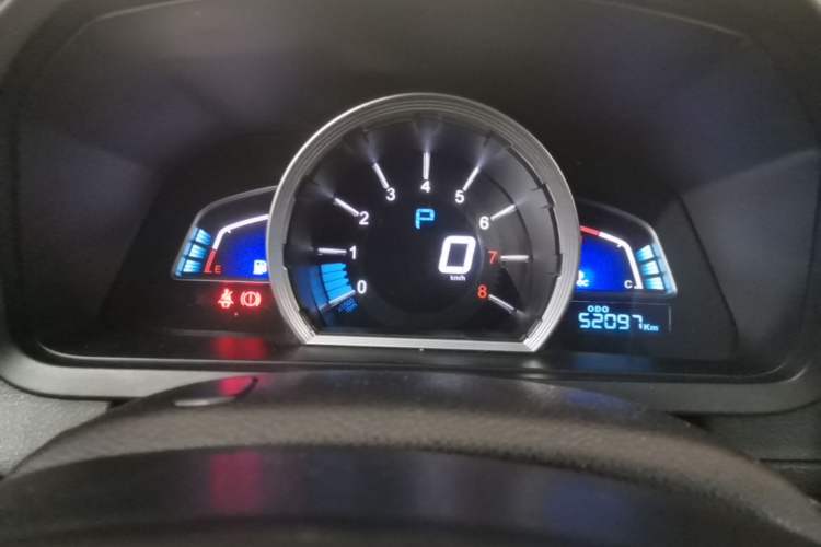 Used Luxgen U6 SUV 2014 2.0T ZhiZun Model Instrument Cluster