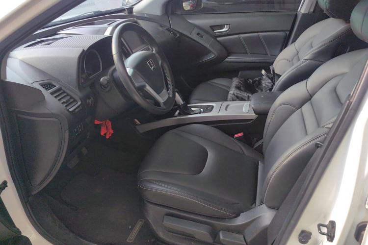 Used Luxgen U6 SUV 2014 1.8T Fashion Edition Interior 1