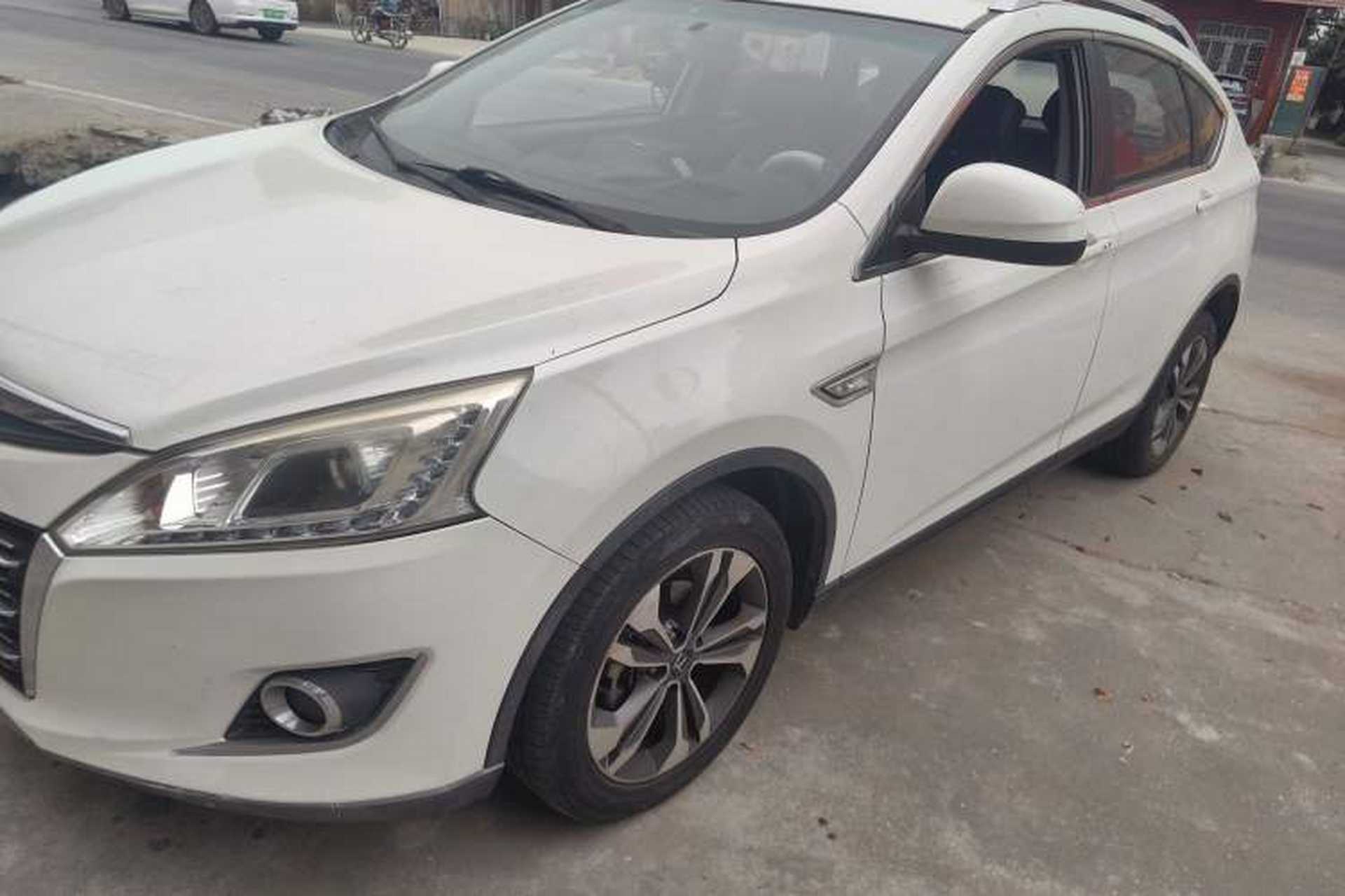 Used Luxgen U6 SUV 2014 2.0T ZhiZun Model Left Front Headlight