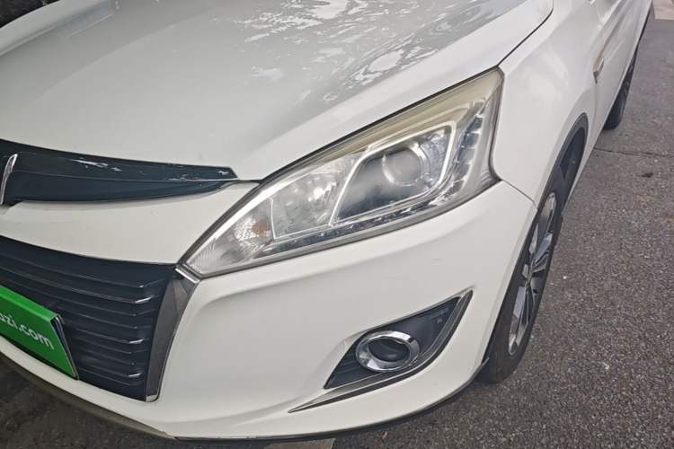 Used Luxgen U6 SUV 2014 2.0T Fashion Edition Left Front Headlight