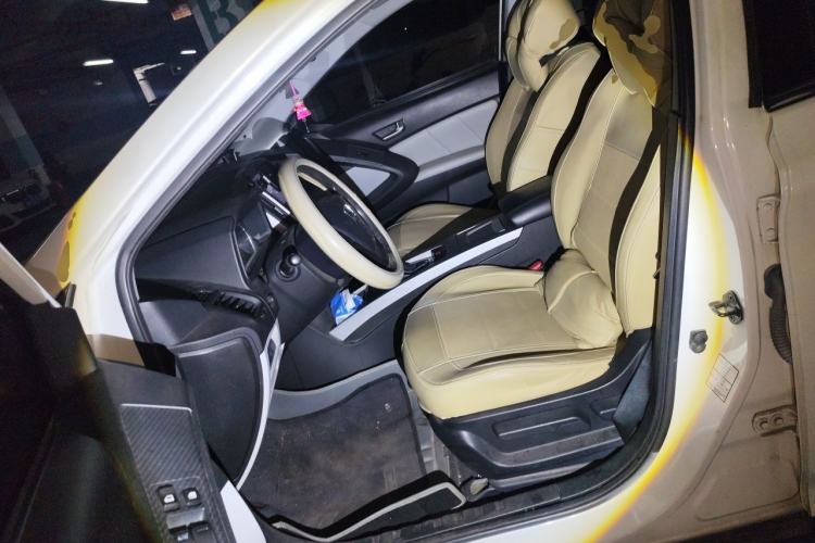 Used Luxgen U6 SUV 2014 1.8T Charm Version Left Front Seat
