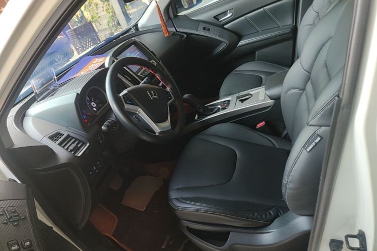 Used Luxgen U6 SUV 2014 1.8T ZhiZun Model Left Front Seat