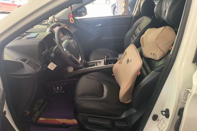 Used Luxgen U6 SUV 2014 1.8T Fashion Edition Left Front Seat