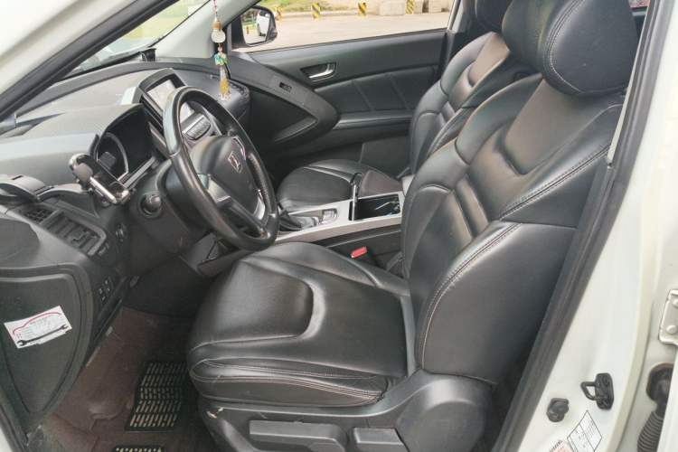 Used Luxgen U6 SUV 2014 1.8T Fashion Edition Left Front Seat