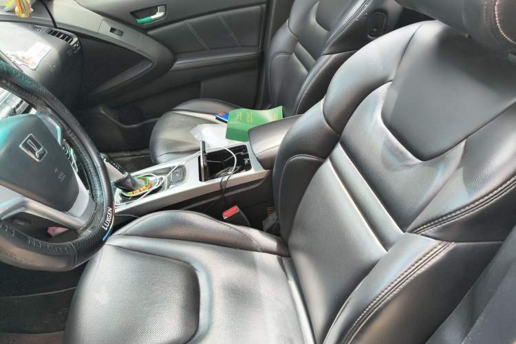 Used Luxgen U6 SUV 2014 1.8T Fashion Edition Left Front Seat