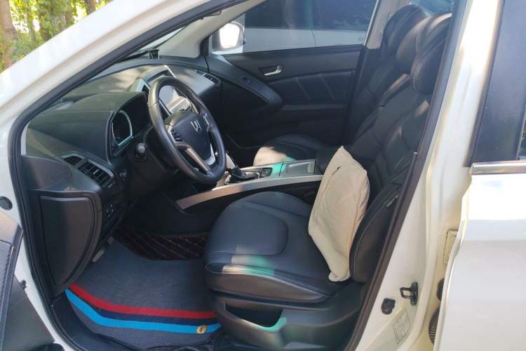 Used Luxgen U6 SUV 2014 1.8T ZhiZun Model Left Front Seat