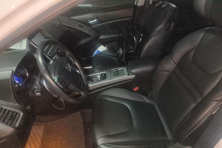 Used Luxgen U6 SUV 2014 2.0T Flagship Edition Left Front Seat