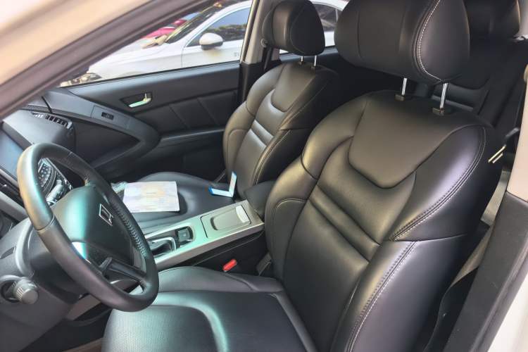 Used Luxgen U6 SUV 2014 1.8T Fashion Edition Left Front Seat