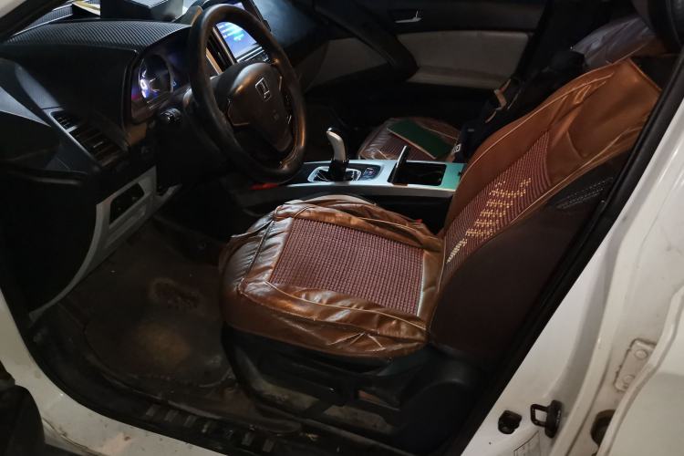 Used Luxgen U6 SUV 2014 1.8T Charm Version Left Front Seat