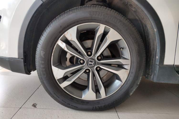 Used Luxgen U6 SUV 2014 1.8T Charm Version Left Front Wheel Hub