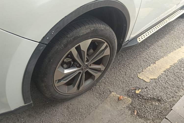 Used Luxgen U6 SUV 2014 1.8T Fashion Edition Left Front Wheel Hub