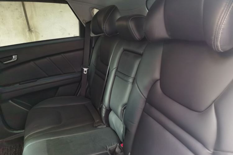 Used Luxgen U6 SUV 2014 2.0T ZhiZun Model Left Rear Seat
