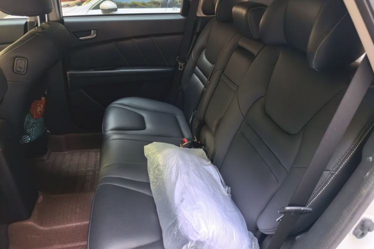 Used Luxgen U6 SUV 2014 1.8T Fashion Edition Left Rear Seat