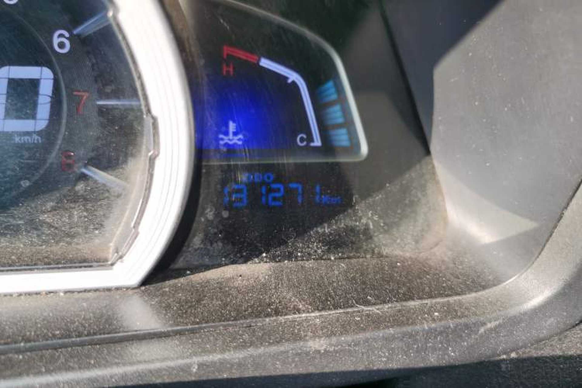 Used Luxgen U6 SUV 2014 1.8T Charm Version Odometer Close Up