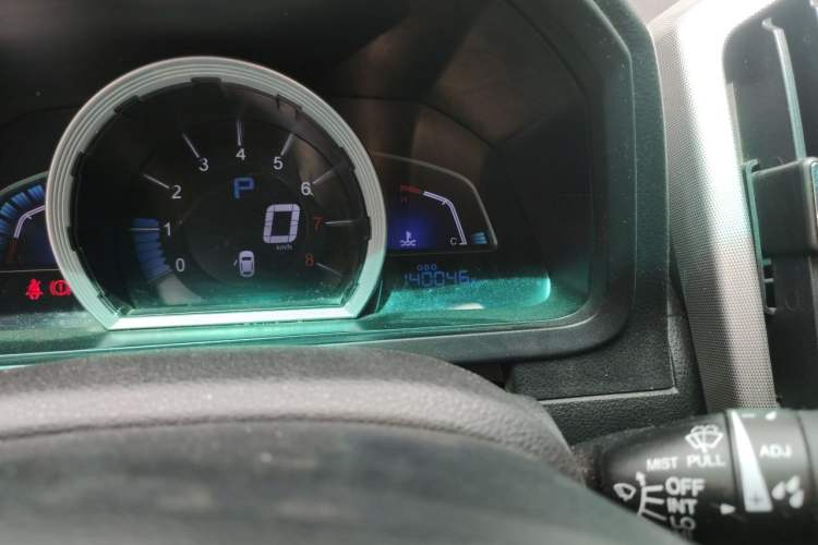 Used Luxgen U6 SUV 2014 1.8T Fashion Edition Odometer Close Up