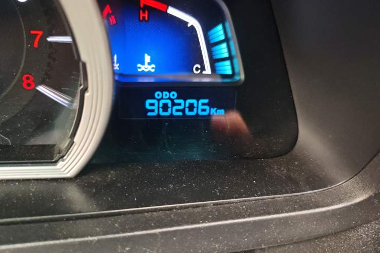 Used Luxgen U6 SUV 2014 1.8T Fashion Edition Odometer Close Up