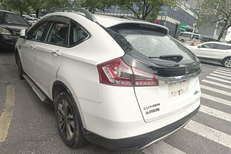 Used Luxgen U6 SUV 2014 1.8T Fashion Edition Rear Left 45 Deg