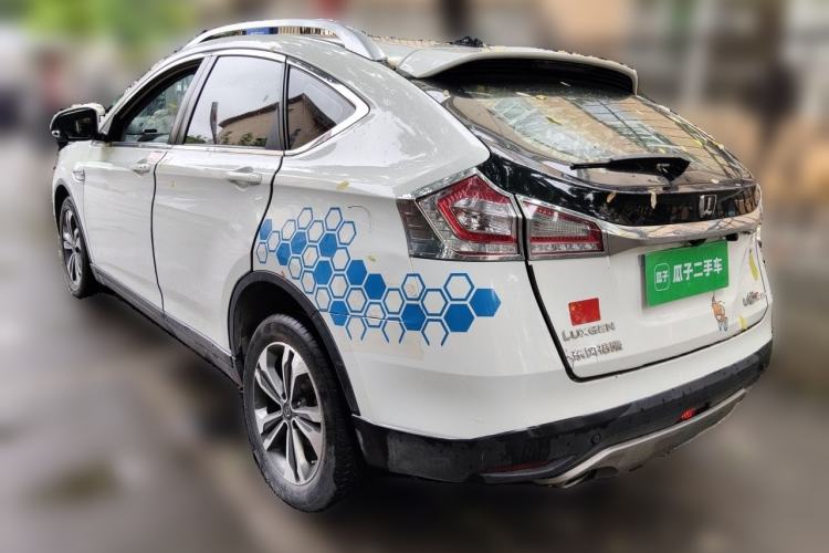 Used Luxgen U6 SUV 2014 2.0T ZhiZun Model Rear Left 45 Deg
