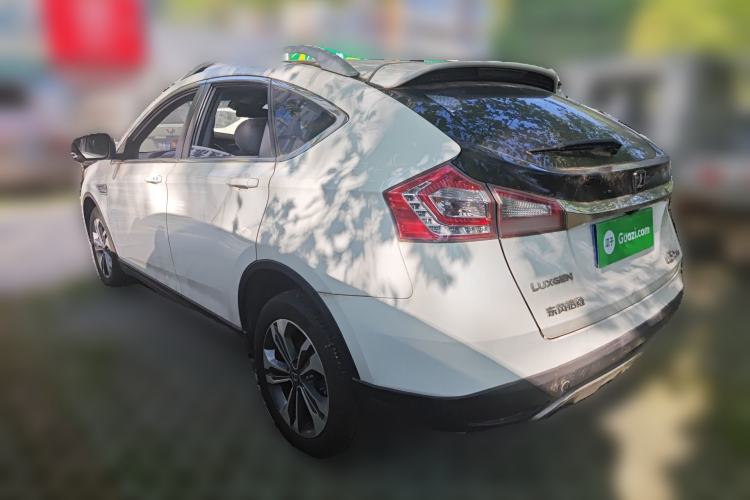 Used Luxgen U6 SUV 2014 2.0T Flagship Edition Rear Left 45 Deg