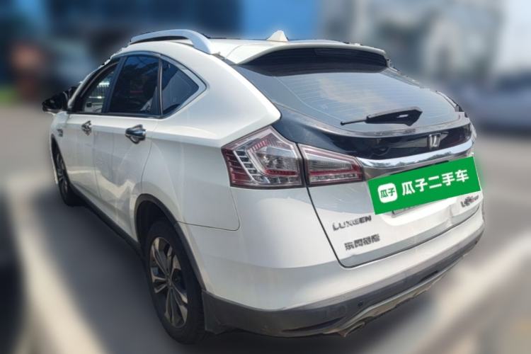 Used Luxgen U6 SUV 2014 1.8T Fashion Edition Rear Left 45 Deg
