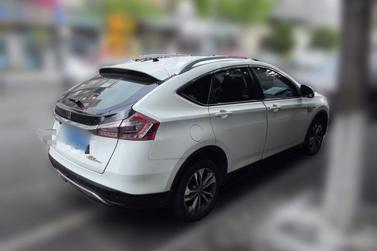 Used Luxgen U6 SUV 2014 1.8T Fashion Edition Rear Right 45 Deg