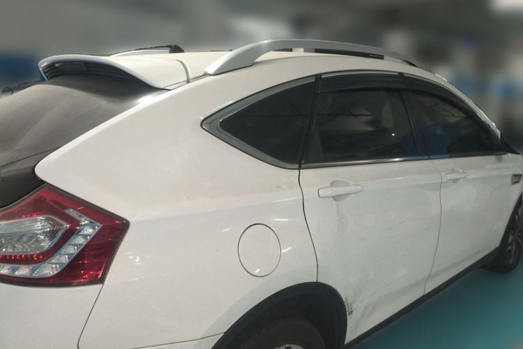 Used Luxgen U6 SUV 2014 1.8T Fashion Edition Rear Right 45 Deg