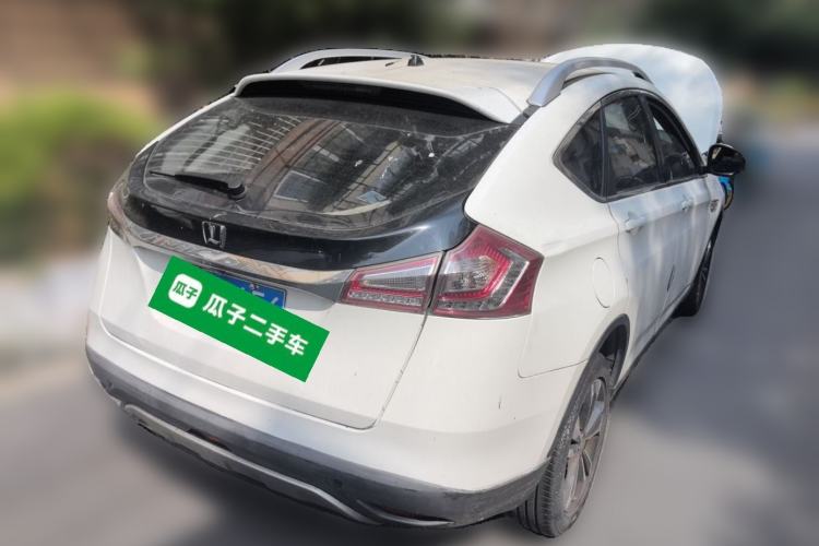 Used Luxgen U6 SUV 2014 1.8T Fashion Edition Rear Right 45 Deg