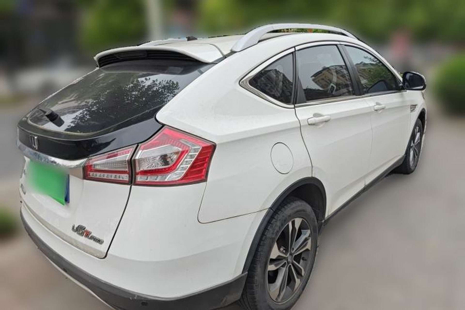 Used Luxgen U6 SUV 2014 1.8T New Innovation Type Rear Right 45 Deg